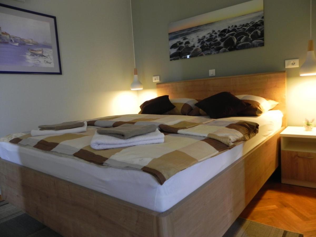 Apartments Katalenic Селце Екстер'єр фото