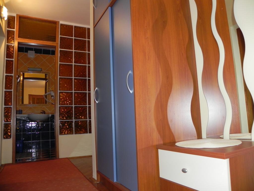 Apartments Katalenic Селце Екстер'єр фото