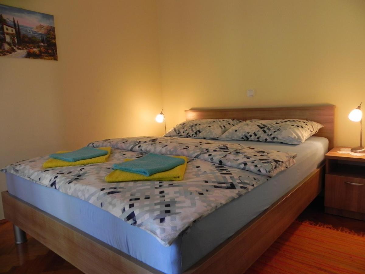 Apartments Katalenic Селце Екстер'єр фото